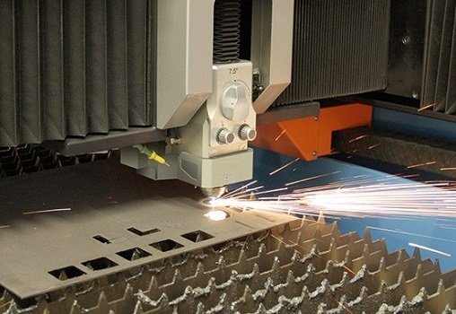 laser-sheet-cutting
